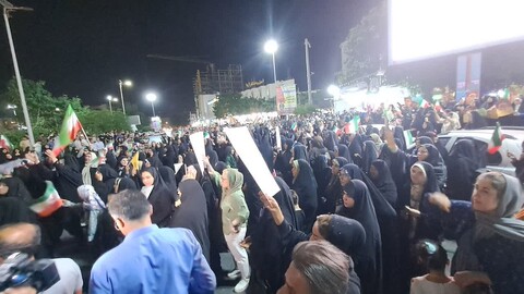 تصاویر/ تجمع بوشهری‌ها در حمایت از رزمندگان سلحشور نیروهای مسلح