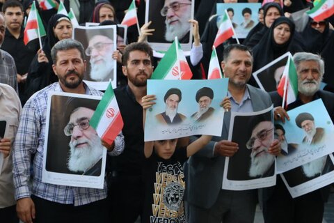 تصاویر/:تجمع ضدصهیونیستی مردم ارومیه؛ در تقدیر و حمایت از نیروهای امنیتی و نظامی