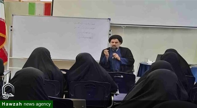 کارگاه دانش‌افزایی «تفسیر ذکر مبارک» برگزار شد