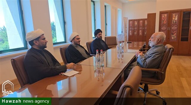 تعاملات علمی و دینی حوزه علمیه خراسان و کلیسای ارمنستان گسترش می‌یابد