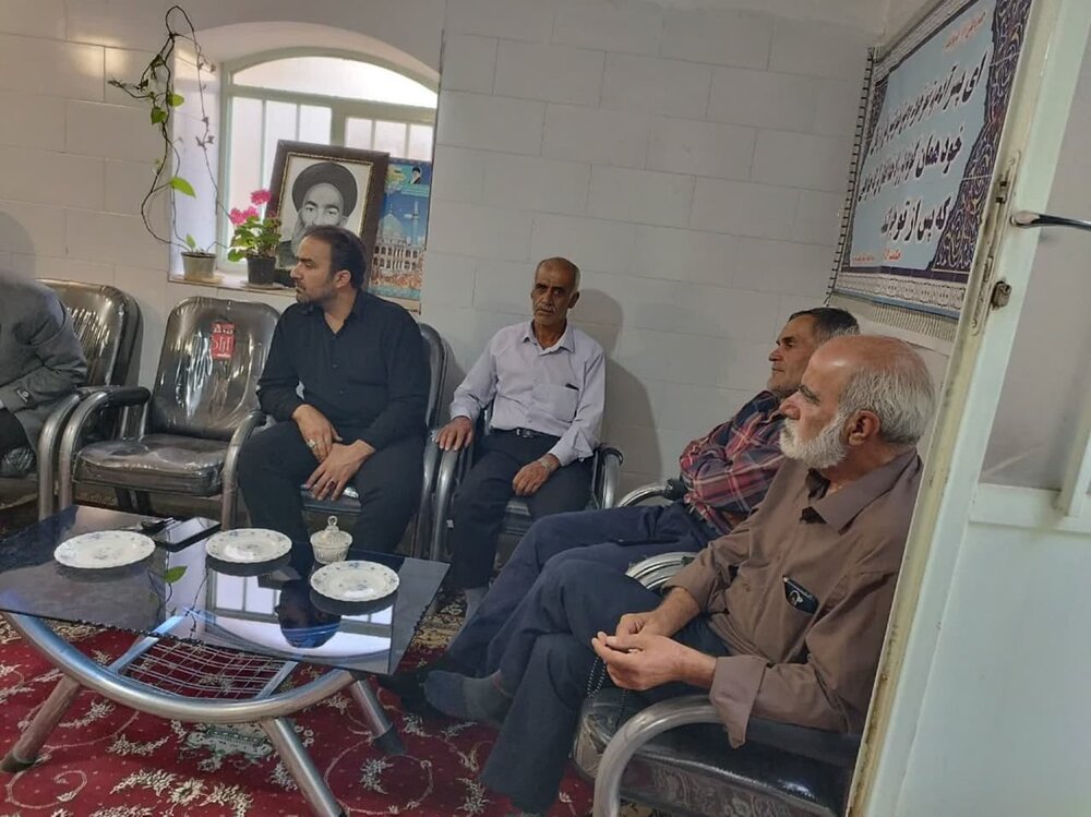 گردهمایی  هیئات مذهبی بخش برزک برگزار شد+عکس