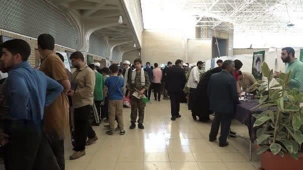 حوزه علمیه پای کار اوقات فراغت نوجوانان / برگزاری رویداد «هم صدا با مسجد» با برپایی ۳۰ میز خدمت