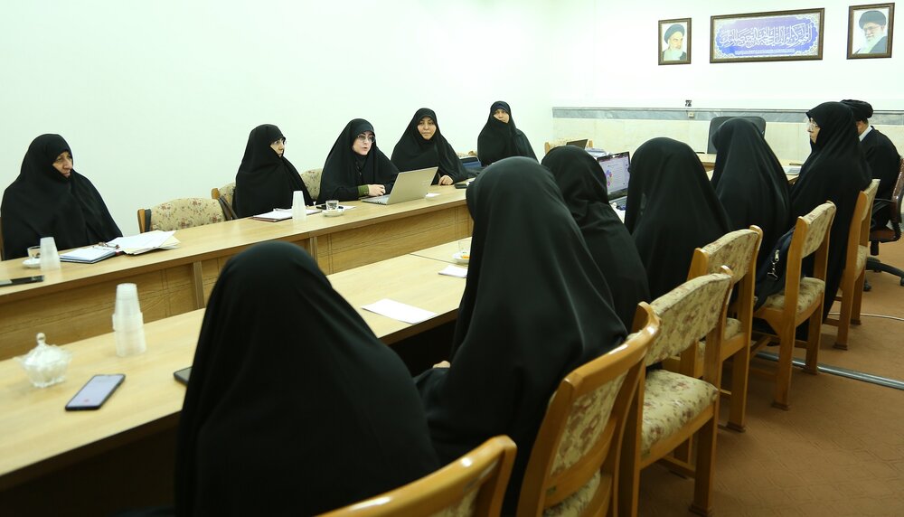 بانوان فناور، فرماندهان جبهه جهاد تبیین هستند