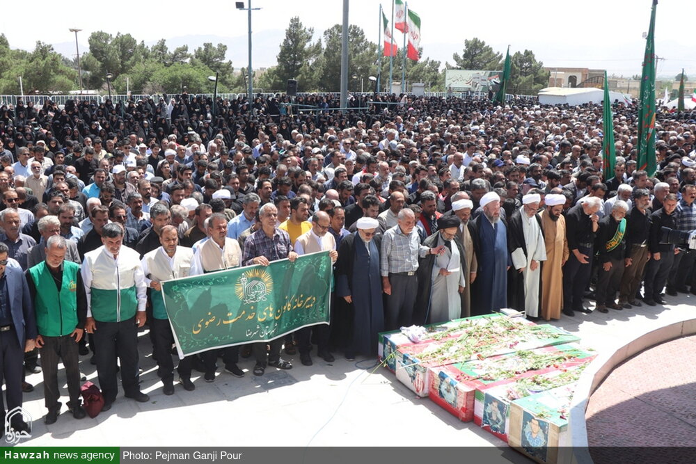 فریاد بی‌پایان مقاومت؛ یک جهان در بدرقه شهدای مقاومت نصف جهان