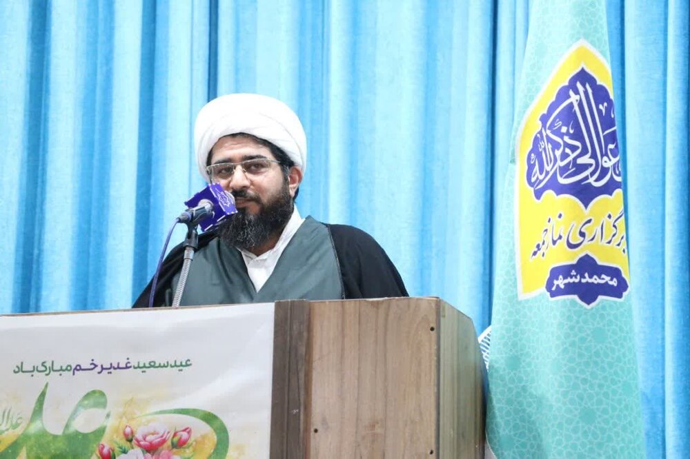 انسجام مؤمنین و مواسات با یکدیگر، سلاحی سترگ در برابر تهدیدات دشمن است