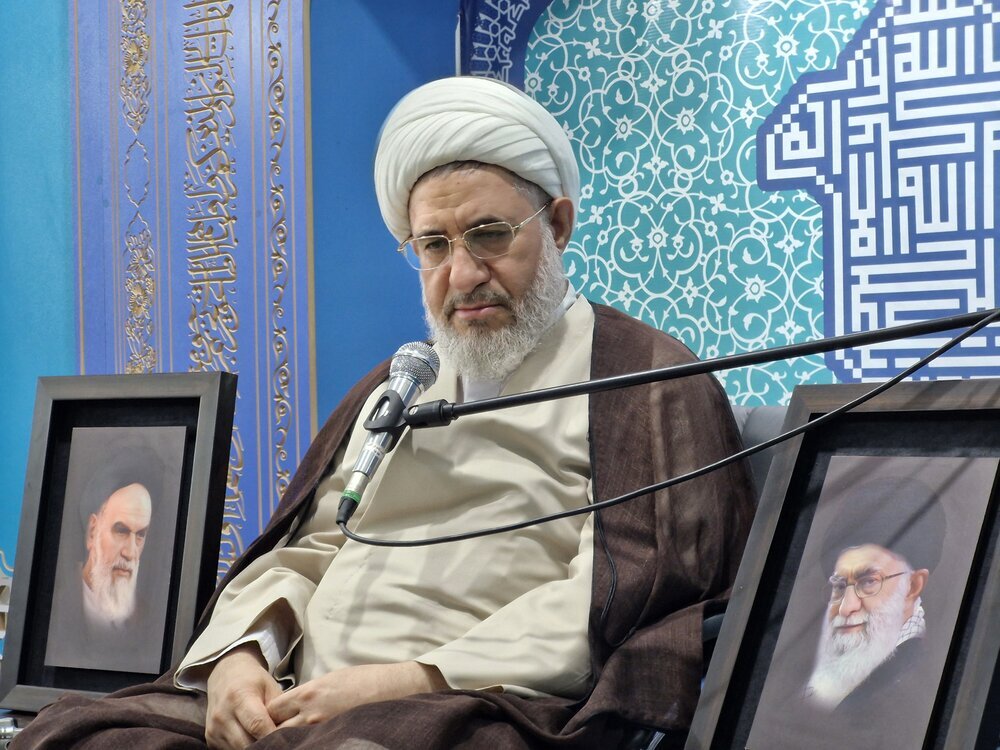 دشمن نے جنگ بندی کی درخواست کے ذریعے اپنی شکست کا اعلان کر دیا: آیت اللہ محسن اراکی