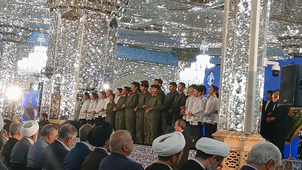 نشست تحلیلی وتببینی فتح قریب در حرم مطهر رضوی
