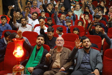 مداحان صدای مظلومیت مردم غزه را در اربعین حسینی فریاد می زنند