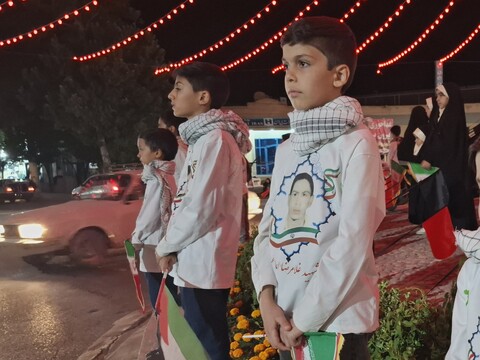 تصاویر/ اجرای حماسی گروه سرود نورالحسن شهر ماهان