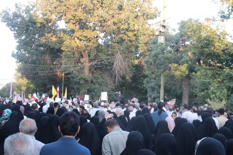 تصاویر / تجمع مردم استان  قزوین در حمایت از نیروهای مسلح و عملیات بزرگ بشارت فتح