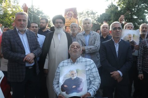 تصاویر / تجمع مردم استان  قزوین در حمایت از نیروهای مسلح و عملیات بزرگ بشارت فتح