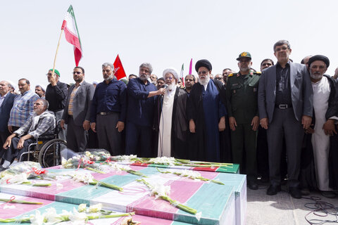 مراسم تشییع و اقامه نماز بر پیکر مطهر شهدای حمله رژیم صهیونیستی به یزد