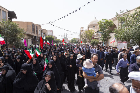 مراسم تشییع و اقامه نماز بر پیکر مطهر شهدای حمله رژیم صهیونیستی به یزد