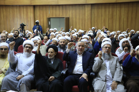 نشست مبلفین و علمای اهل تشیع و تسنن بیرجند