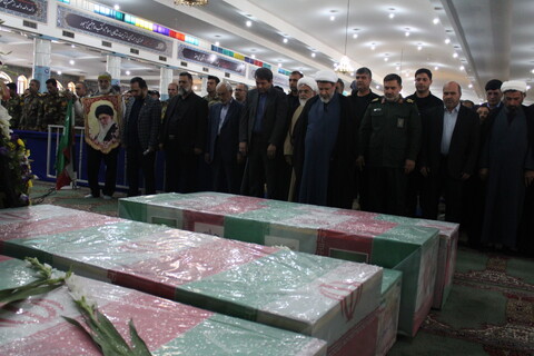 تصاویر/عطر شهادت در کرمان پیچید؛ وداع جانسوز مردم با فرزندان حاج قاسم