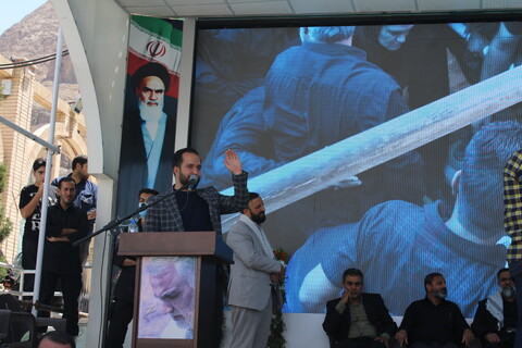 تصاویر/عطر شهادت در کرمان پیچید؛ وداع جانسوز مردم با فرزندان حاج قاسم