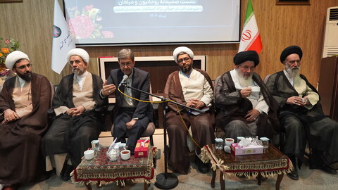 تصاویر| نشست تبیینی روایت صادق با حضور استاندار اصفهان