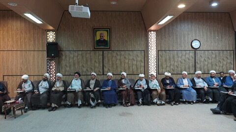 تصاویر| نشست تبیینی روایت صادق با حضور استاندار اصفهان