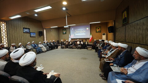 تصاویر| نشست تبیینی روایت صادق با حضور استاندار اصفهان