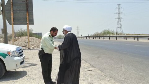 تصاویر/ بازدید امام جمعه کنگان از ایست و بازرسی