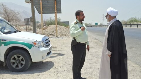 تصاویر/ بازدید امام جمعه کنگان از ایست و بازرسی