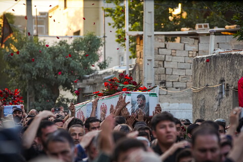 تصاویر / مراسم تشییع پیکر دو شهید تجاوز رژیم صهیونیستی در درچه اصفهان