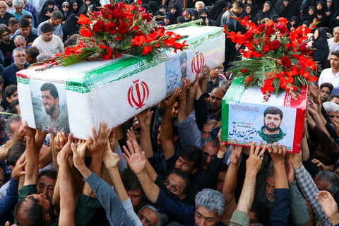 تصاویر / مراسم تشییع پیکر دو شهید تجاوز رژیم صهیونیستی در درچه اصفهان