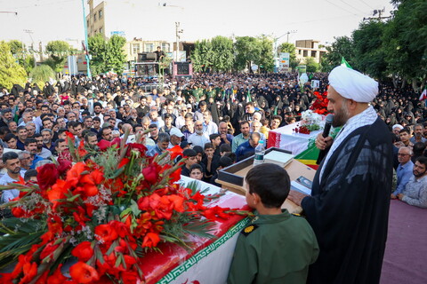 تصاویر / مراسم تشییع پیکر دو شهید تجاوز رژیم صهیونیستی در درچه اصفهان