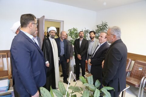 تصاویر / دیدار استاند ار قزوین با مجموعه دستگاه قضایی استان قزوین