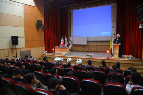 تصویر / همایش بزرگ مداحان نوجوان شاخص استان قم