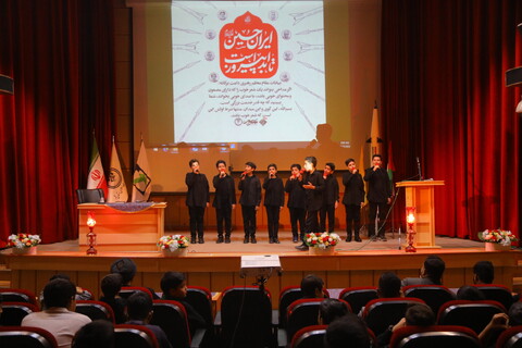 تصویر / همایش بزرگ مداحان نوجوان شاخص استان قم