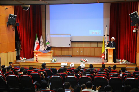 تصویر / همایش بزرگ مداحان نوجوان شاخص استان قم