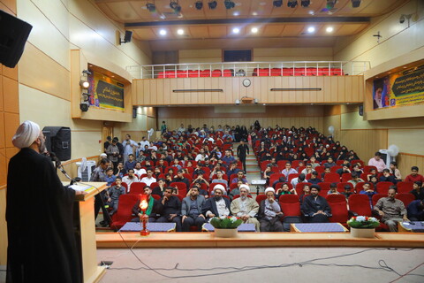 تصویر / همایش بزرگ مداحان نوجوان شاخص استان قم