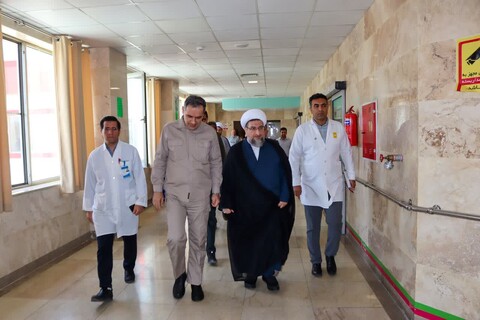 تصاویر | عیادت نماینده ولی فقیه در استان آذربایجان شرقی از مجروحان تجاوز رژیم صهیونیستی به استان آذربایجان شرقی