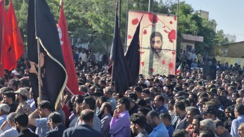 تصاویر تشییع باشکوه پیکر مطهر پاسدار شهید حسین محمودی در دلفان