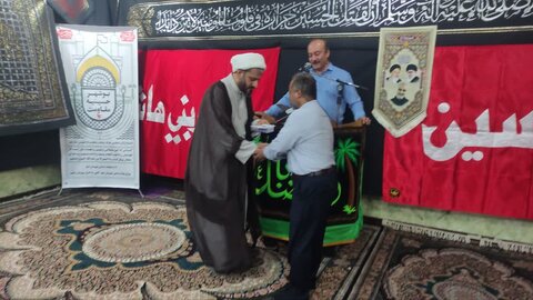تصاویر/ تجلیل از خادمان هیات های مذهبی شهرستان دیلم