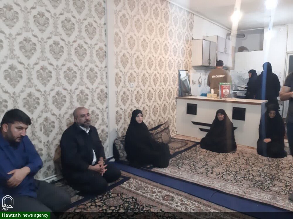 دیدار معاون ساماندهی ستاد کانون‌های فرهنگی هنری مساجد کشور با خانواده شهید رضایی‌پور