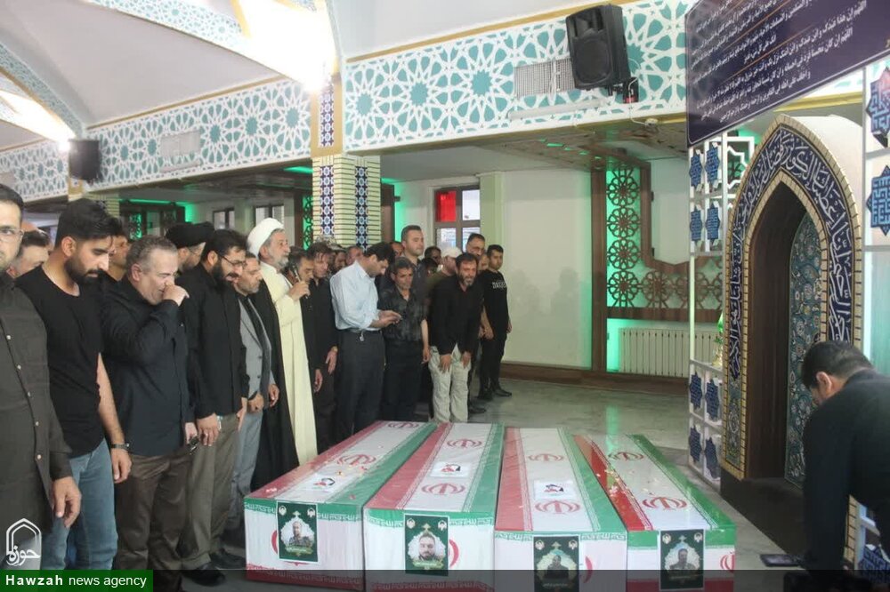 پیکر مطهر ۴ شهید مدافع وطن منطقه پدافند هوایی مرکزی تشییع شد+ تصاویر