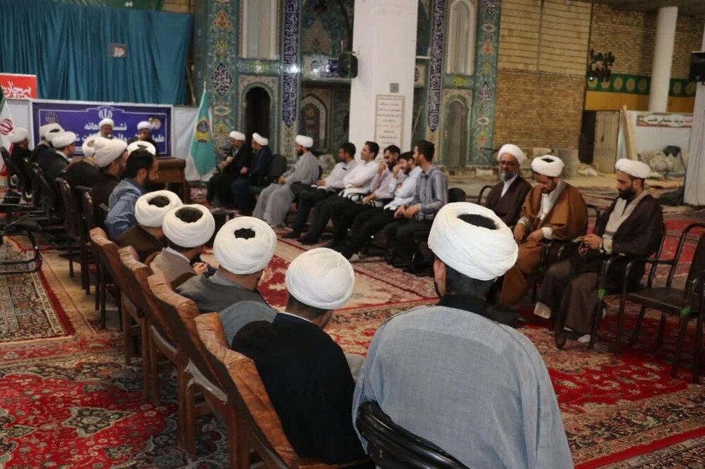 مساجد و هیئت های مذهبی پناه امن مردم در ۱۲ روز دفاع مقدس بودند