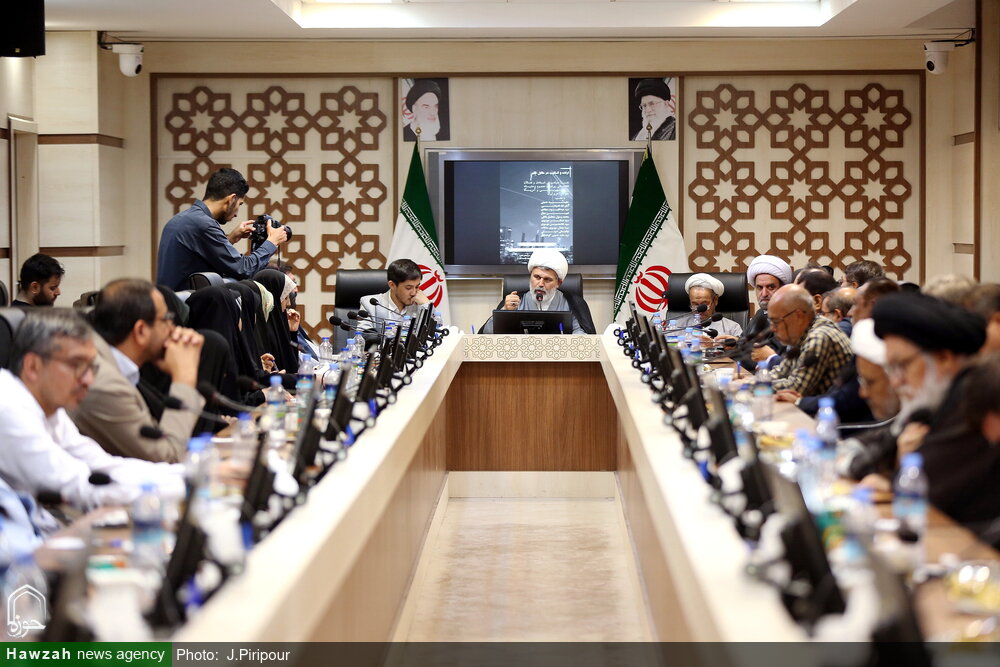 ایران، ستون خیمه امت واحده در برابر استکبار جهانی است/ طراحی آمریکا برای ایجاد شکافهای اجتماعی در جامعه ایرانی