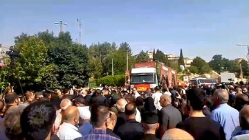 تشییع پیکر ۱۰ شهید مدافع وطن در لرستان