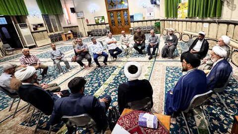 تصاویر /  نشست  تبیینی ارکان و فعالان مساجد منطقه ۱۰ قزوین برگزارشد