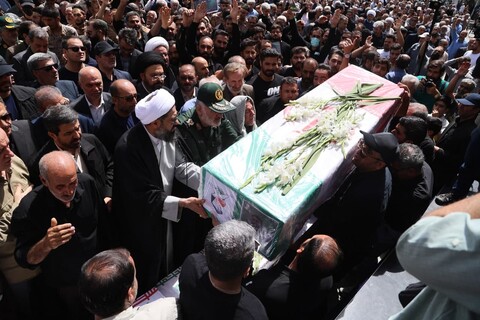 تصاویر / تشییع پیکر شهدای حمله رژیم صهیونیستی در همدان