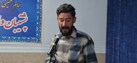 تصاویر /  دیدار اعضای اتحادیه انجمن‌های اسلامی دانش آموزان آبیک با امام جمعه شهرستان آبیک