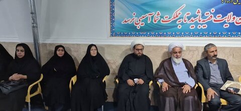 تصاویر /  دیدار اعضای اتحادیه انجمن‌های اسلامی دانش آموزان آبیک با امام جمعه شهرستان آبیک