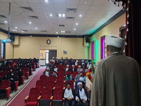 تصاویر جلسه کمیته تبلیغ با موضوع جهاد تبیین جنگ و محرم در الیگودرز