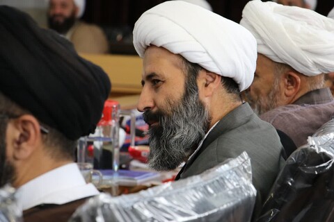 تصاویر| نشست ماهانه مدیران مدارس علمیه حوزه اصفهان