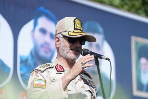 آیین تشییع و بدرقه ۱۰ شهید والامقام در خرم آباد