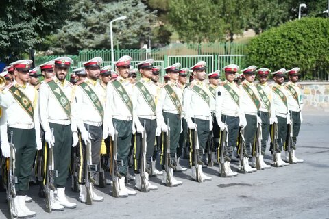 آیین تشییع و بدرقه ۱۰ شهید والامقام در خرم آباد