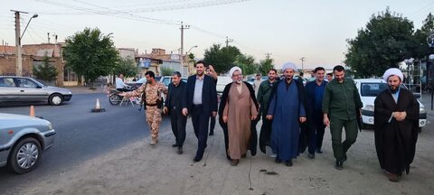 تصاویر/ بازدید امام جمعه شهرستان خوی از پایگاه های بازرسی بسیج